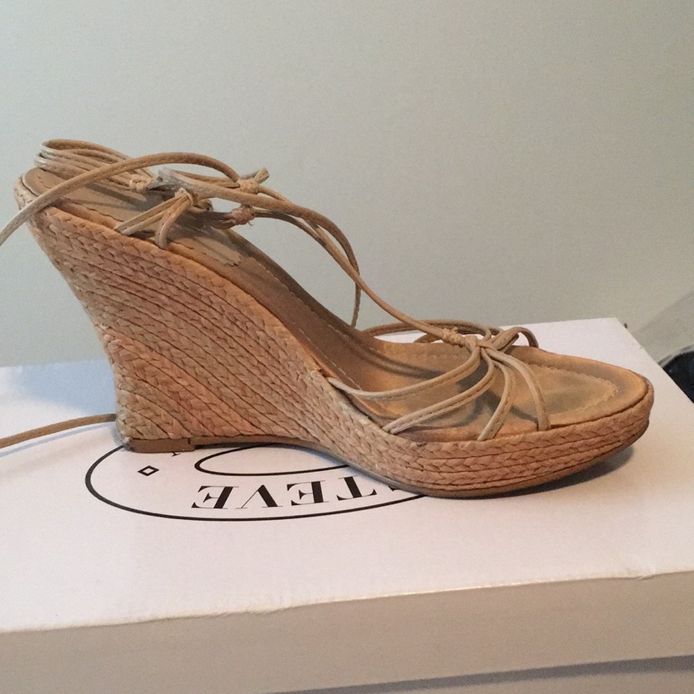 Nine West sandal